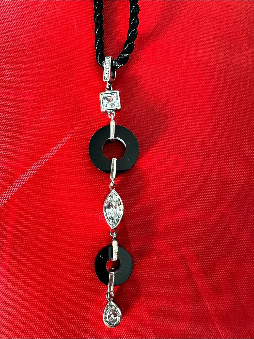 Black & Silver Pendant Necklace Like New